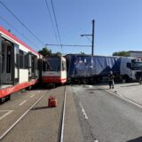Der Stadtbahn-Unfall auf der Evinger Straße in Dortmund.