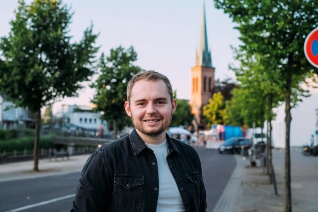 „Heute leben und arbeiten wir anders“: Nicklas Kappe (28) sitzt für Bottrop, Dorsten und Gladbeck im Bundestag.