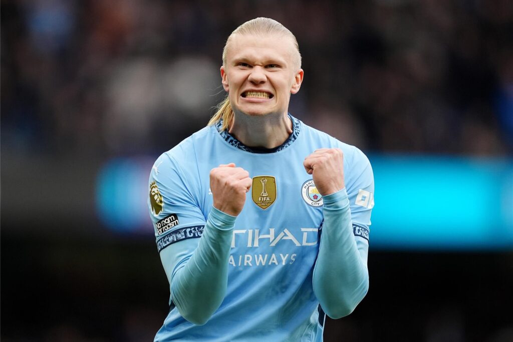 Erling Haaland von Manchester City bejubelt ein Tor seiner Mannschaft.