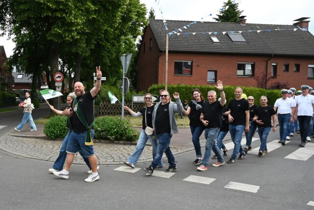 Die Wulfener Schützen stimmten sich auf das Schützenfest am kommenden Wochenende ein.