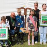 Lio Heming und Nora Karbowski regieren von nun an die Wulfener Kinderschützen.