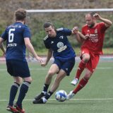 Derbytime in der Kreisliga B: Der VfR Rauxel (blaue Trikots) empfing den SC Victoria Ickern.