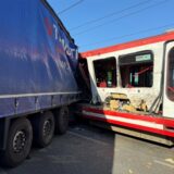 Auf der Evinger Straße in Dortmund hat es am Dienstag (13.05.2025) einen Unfall gegeben, an dem ein Lkw und zwei Stadtbahnen beteiligt waren. Es war einer von 4 Stadtbahnunfällen innerhalb von 7 Tagen.