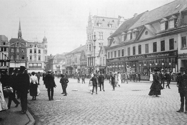 Historisches Foto zeigt den Altstadtmarkt in Recklinghausen um 1910.