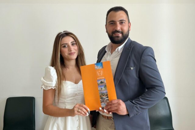 Lachin und Rodan nach ihrer Hochzeit im alten Rathaus in Dortmund.