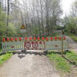 Der Bolmker Weg ist ein beliebter Fußweg im Naturschutzgebiet. Er wurde jetzt für einen unbestimmten Zeitraum gesperrt.