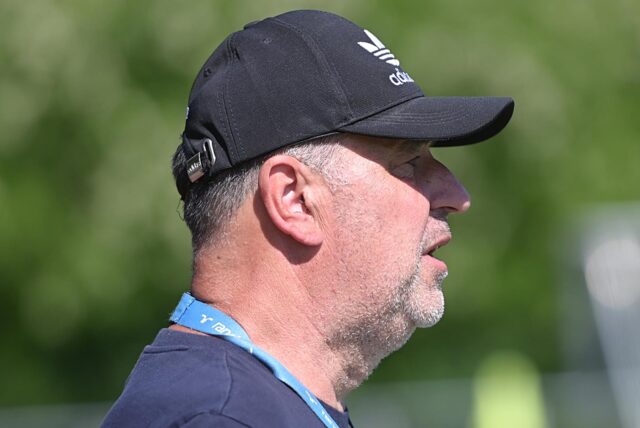 Hofft auf den Klassenerhalt: Martin Backwinkler, Trainer des Bezirksligisten VfB Waltrop.