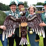 Das Königspaar und einige Schützen hatten den Kaiservogel.