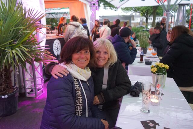 Eindrücke vom Auftakt des Gourmetfests „OE schlemmt“ am Freitag, 23. Mai 2025 auf dem Hünenplatz in Oer-Erkenschwick.