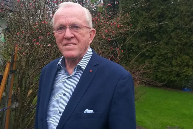 Hubert Schulte-Kemper in seinem Garten