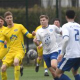 Die Spvg Schwerin (gelb) und der FC Castrop-Rauxel spielen in der Bezirksliga 10.