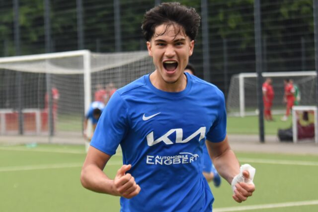 Emirhan Akinci jubelt über den späten 4:3-Siegtreffer im Auswärtsspiel bei Firtinaspor Herne, der beim VfB Waltrop alle Zweifel am Erreichen des Klassenerhaltes besiegelte.