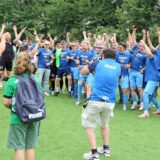 SuS Polsum: Nach dem 9:1 gegen SuS Bertlich feiern die Fußballfans im Dorf den Aufstieg.