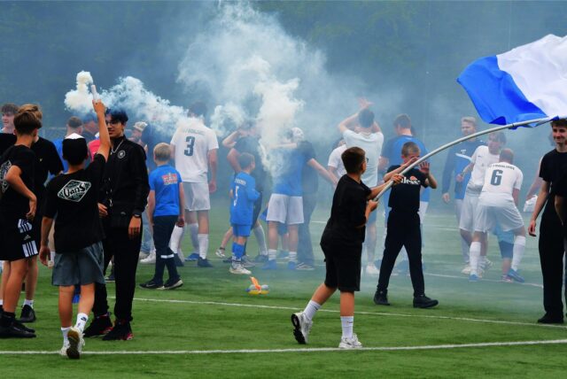 Der FC Frohlinde III feierte den Aufstieg in die Kreisliga A.