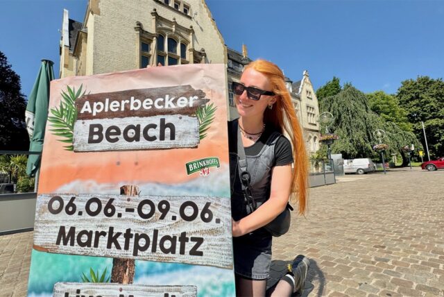 Louisa Noack von der Veranstaltung-Agentur vor dem Aplerbecker Amtshaus.