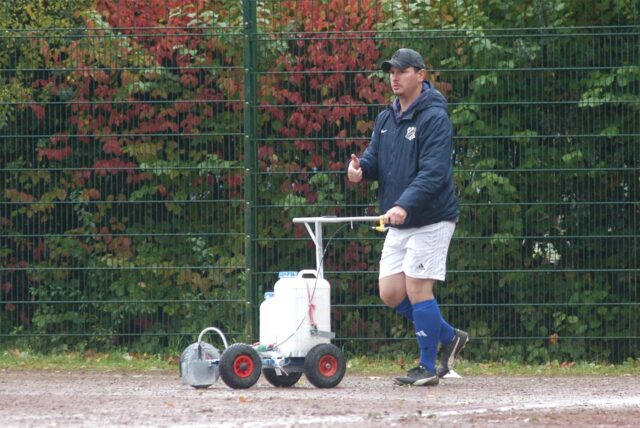 Thomas Radolla ist nur noch bis zum 30. Juni Trainer mehrerer Mannschaften und Jugendleiter beim SV Titania Erkenschwick. Der 43-Jährige wandert aus in die Slowakei.