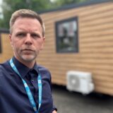 Reporter Tobias Weckenbrock nach der Bürgerveranstaltung über die Pläne der Stadtverwaltung für die „Rütgerssiedlung“ in Castrop-Rauxel.