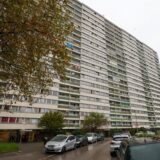 Außenaufnahme vom Weißen Riesen-Hochhaus in Duisburg.