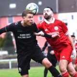 Nick Schorn (l.) bleibt der DJK Spvgg. Herten auch in der kommenden Saison erhalten.