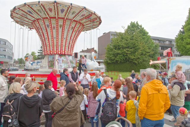 Am Wochenende vom 13. bis 15. Juni findet in Henrichenburg wieder die Dorfkirmes statt.