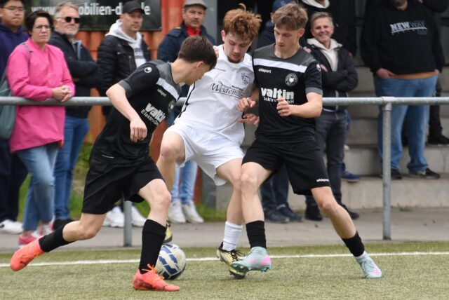 Im entscheidenden Spiel um den Staffelsieg in der Kreisliga A2 der A-Junioren reichte Teutonia SuS Waltrop gegen die SG Suderwich ein hart umkämpftes 2:2-Remis.