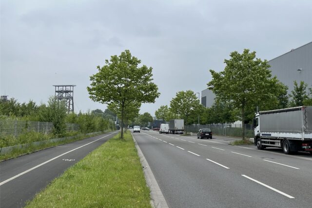 Das Opfer wurde neben seinem Auto an der Gneisenauallee in Derne gefunden.
