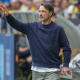 BVB-Trainer Niko Kovac gibt Anweisungen.