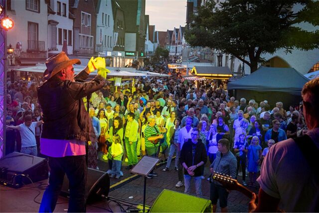 Publikum beim Heimatfest 2024 in Haltern