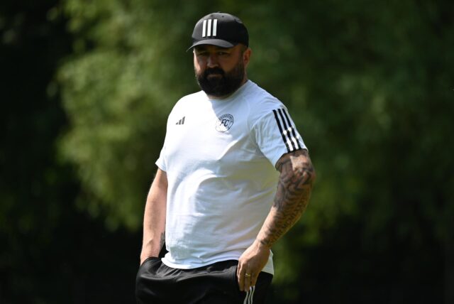 Mehmet Öztürk, Trainer beim FC 26 Erkenschwick II, freut sich über weitere Neuzugänge.