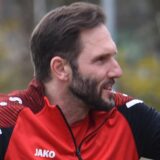 Darf sich über einen neuen Stürmer freuen: Timo Tetzlacht, Trainer der DJK Sportfreunde Datteln.