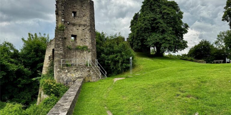 Die Burg Volmarstein ist nur noch eine Ruine – allerdings eine sehr schöne.