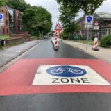 Ausgewiesene Fahrradstraße: Ein Foto der sanierten Fahrbahndecke der Droste-Hülshoff-Straße.