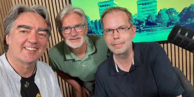 Patrick Köllner, Thomas Brysch und Stefan Korte (v.l.) schauen in die Kamera.