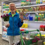 Stammkunde Reinhard Gromatka hat über Jahrzehnte gerne bei Raiffeisen in Polsum eingekauft.
