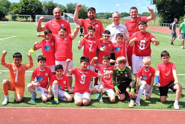 Dank der geballten Offensiv-Kraft durften die E-Junioren von Ausrichter Kültürspor Datteln den Titelgewinn feiern.