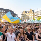 Volles „Wohnzimmer“ für Seven Cent beim Heimspiel auf dem Markplatz bei Castrop kocht über 2025