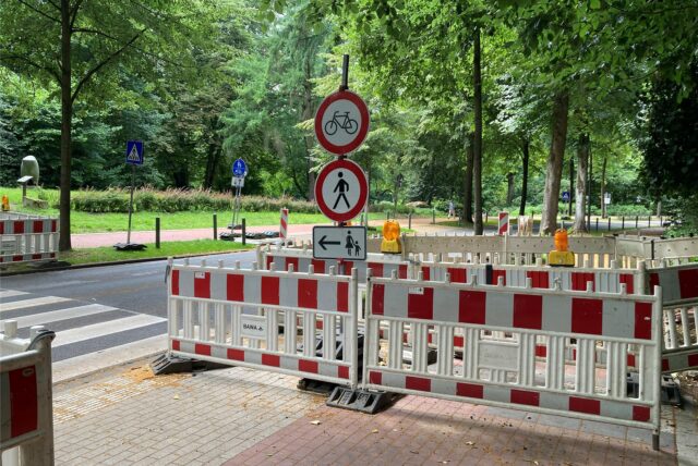 Auf der Hülsstraße finden aktuell Kabelarbeiten statt.