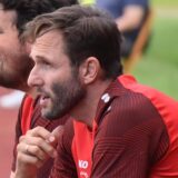 Möchte oben mitmischen: Timo Tetzlacht (r.), der Trainer der DJK Sportfreunde Datteln bleibt.