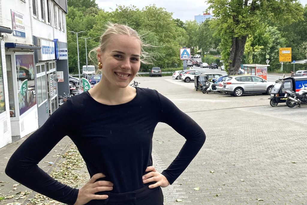 Lillian Weschke hat bei dem Wettbewerb den zweiten Platz erreicht. Sie eröffnet an der Benninghofer Sraße 101 ihre eigene Konditorei mit dem Namen „Preheat Pastry“. Lillian Weschke hat bei dem Wettbewerb den zweiten Platz erreicht. Sie eröffnet an der Benninghofer Sraße 101 ihre eigene Konditorei mit dem Namen „Preheat Pastry“.