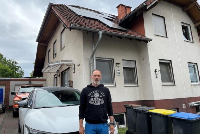 Christian Rückert aus Ickern ist sauer: Er glaubt, beim Kauf seiner PV-Anlage 2023 abgezockt worden zu sein.