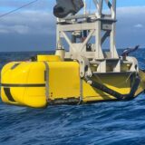 Diese undatierte Aufnahme zeigt den autonomen Tauchroboter Ulyx, mit dessen Hilfe Fachleute im Nordostatlantik nach Fässern mit Atommüll suchen, die dort vor Jahrzehnten entsorgt wurden.