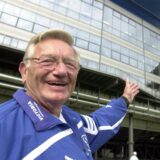 Charly Neumann vor der Veltins-Arena.