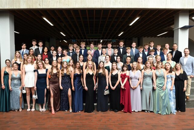 Gruppenbild der Abiturientia 2025 der Gesamtschule Wulfen