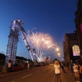 Das Feuerwerk über dem Zechengelände lockte viele Besucher, ein Foto zu machen.