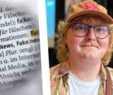 Das Bild zeigt links die Definition von „Fake News“ in einem Wörterbuch, hervorgehoben durch eine Vergrößerungslinse. Rechts ist eine Person mit Brille und Mütze abgebildet.