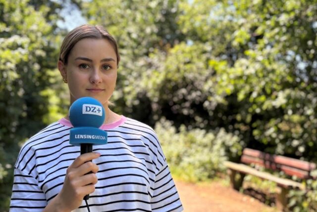 Reporterin am Fundort der Leichen