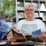 Angelika Schmäing vom Reisebüro Haltern informiert über Last-Minute-Angebote.