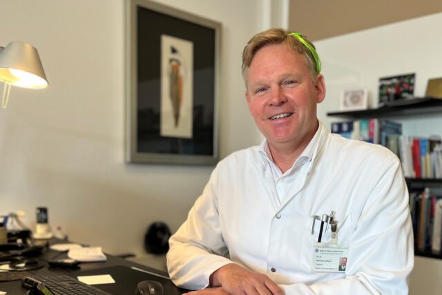Privatdozent Dr. Ralf Georg Meyer, Chefarzt der Klinik für innere Medizin II und Ärztlicher Direktor im St. Johannes Hospital in Dortmund.