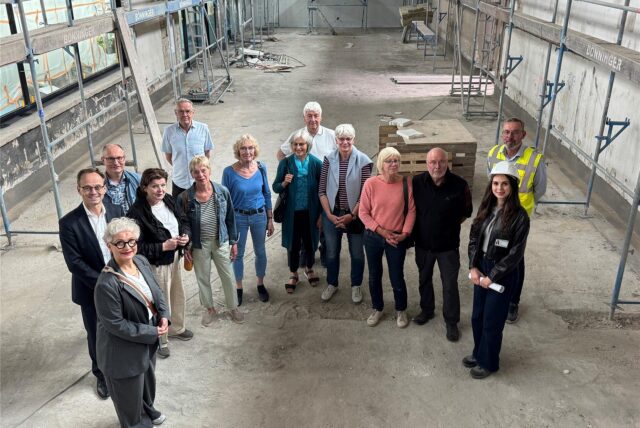 Der Freundeskreis Habakuk, der das Museum fördert, wurde durch die Baustelle an der Kampstraße geführt.