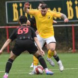 Wegen des Rückzugs der SF Habinghorst/Dingen /gelbe Trikots) und einem drohenden Rückzug des SuS Merklinde könnte die Kreisliga A Herne auf 14 Teams schrumpfen.